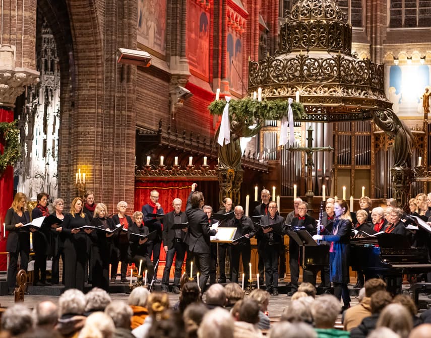Concert – Dichtstbijzijnde onbekende